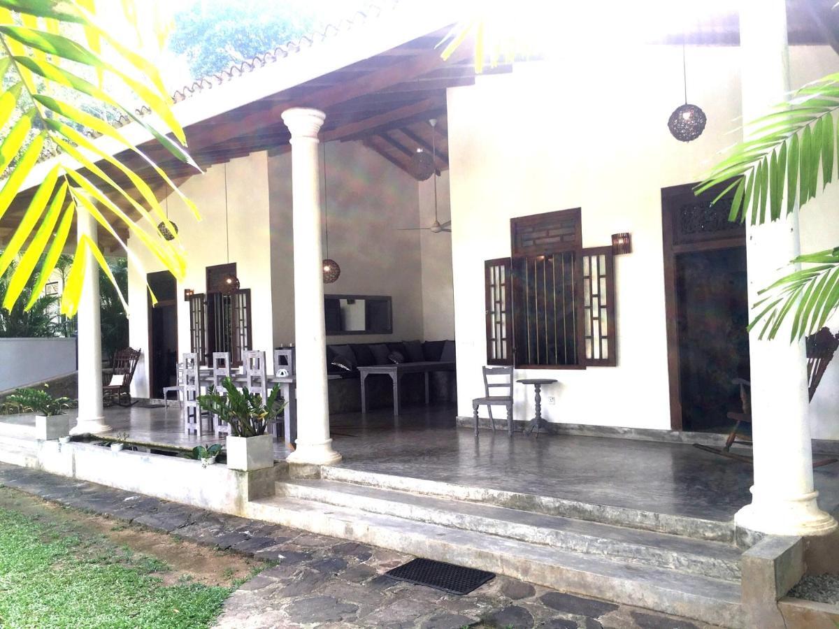 Vibrations Villas Unawatuna Exterior photo